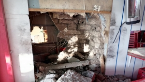 Konya'da duvarı delip kuyumcu soymaya çalıştılar