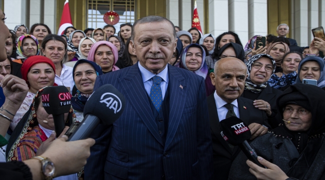 "Toprağa İz Bırakan Kadınlar Programı"nda Cumhurbaşkanı Erdoğan sürprizi
