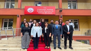 AK Parti'li Emine Nur Günay'dan ŞÖNİM'e ziyaret