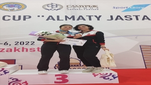 Eskrim: Genç Kadınlar Kılıç Dünya Kupası