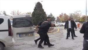 GÜNCELLEME 3 - Konya'da barınaktaki hayvanların telef edildiği iddiasına ilişkin 2 şüpheliye gözaltı