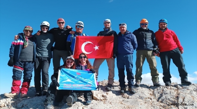 Kayseri'de 3 bin 478 metre yükseklikte şehitlere dua