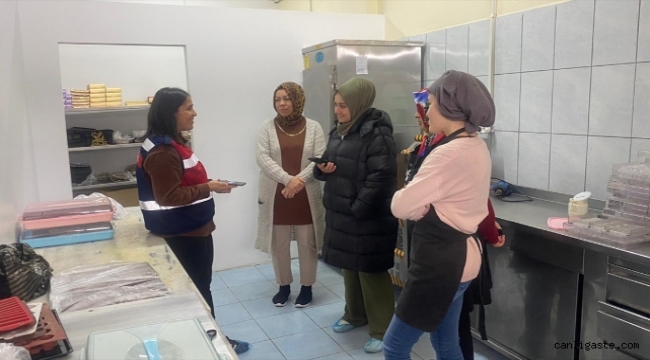 Kayseri'de kadınlar KADES hakkında bilgilendirildi
