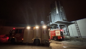 Kayseri'de talaş silosunda çıkan yangın söndürüldü