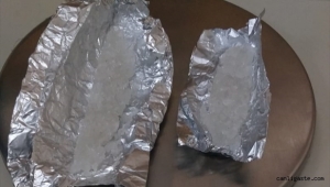 Kayseri Melikgazi'de okul önünde takside bekleyen şüpheli uyuşturucuyla yakalandı