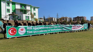 Kırşehir'de futbolcular ağaçlandırma çalışmalarına katılım çağrısı yaptı