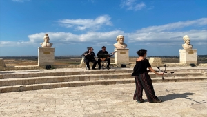 OPET'in projesiyle yenilenen Troya köyleri "8. Çanakkale Bienali" kapsamında sanatla buluştu