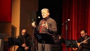 Sivas'ta öğretmenler korosu konser verdi