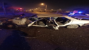 Sivas'ta yolcu otobüsüyle çarpışan otomobildeki 1 kişi öldü, 1 kişi yaralandı