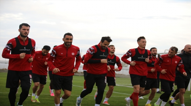 Sivasspor'un Antalya kampı devam ediyor