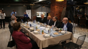 Taş Mektep Kayseri Lisesi Mezunları Derneği, emekli öğretmenlerini buluşturdu