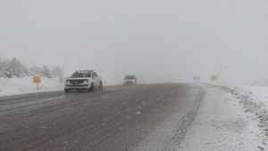 Yağdonduran'da kar yağışı etkili oluyor