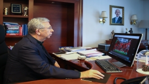 ABB Başkanı Yavaş, AA'nın "Yılın Fotoğrafları" oylamasına katıldı: