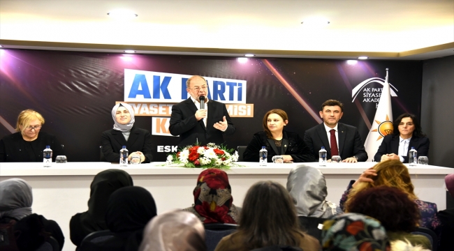 AK Parti, Eskişehir'de "Siyaset Akademisi Kadın" programı düzenledi
