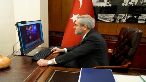 Ankara Üniversitesi Rektörü Prof. Dr. Ünüvar, AA'nın "Yılın Fotoğrafları" oylamasına katıldı 