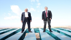 Başkan Büyükkılıç, Bünyan'da yapımı devam eden cam seyir terasını inceledi