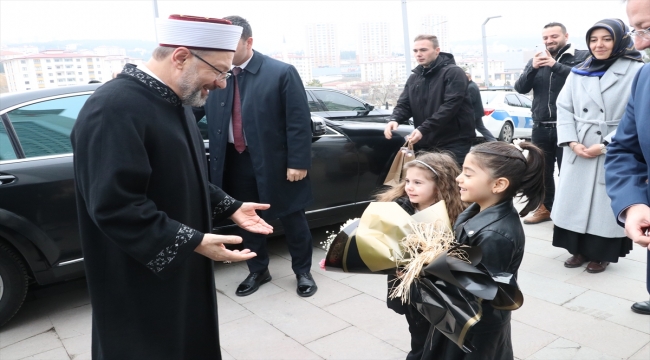Diyanet İşleri Başkanı Erbaş, Yozgat'ta ziyaretlerde bulundu 