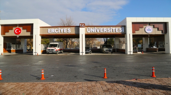 Erciyes Üniversitesinden yerleşke girişindeki "T.C." yazısına ilişkin açıklama