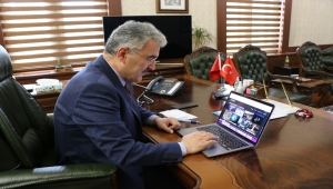 Eskişehir Valisi Ayyıldız, AA'nın "Yılın Fotoğrafları" oylamasına katıldı