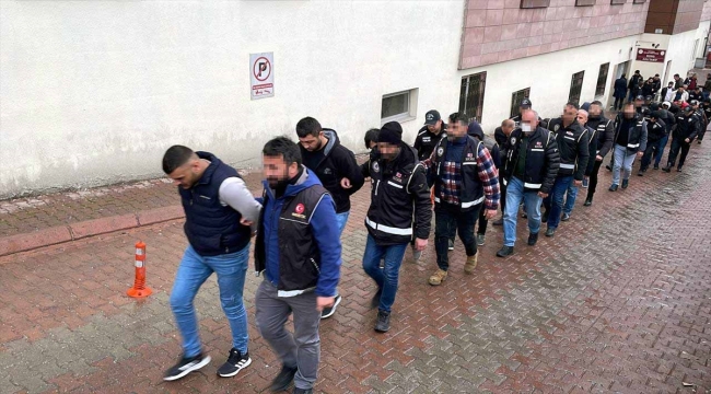 GÜNCELLEME - Kayseri'de özel harekat polisi destekli uyuşturucu operasyonu düzenlendi