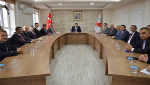 Hüyük Kaymakamı okul müdürleri ile istişarede bulundu