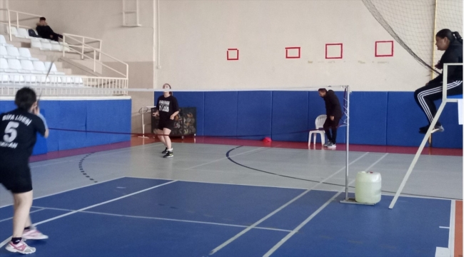 Karaman'da okullararası yıldızlar badmintonda il birinciliği müsabakaları sona erdi