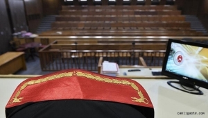 Kayseri'de 11. kattan düşen karısını öldürmekle suçlanan sanığın yargılanmasına devam edildi