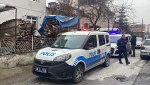 Kayseri'de evinde maskeli biri tarafından bıçaklanan kişi ağır yaralandı