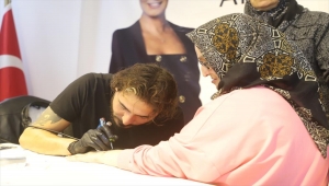 Kırıkkale'de alzaymır hastaları ve engellilere "sevgi izi" dövmesi yapıldı