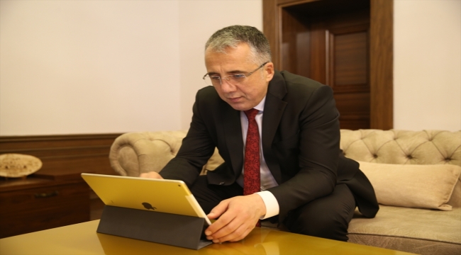 Nevşehir Belediye Başkanı Savran, AA'nın "Yılın Fotoğrafları" oylamasına katıldı