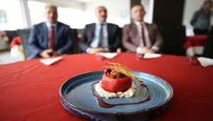 Nevşehir'de gastronomi alanında yarışacak öğrenciler jüri önüne çıktı