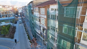 Niğde'de cadde ve sokaklardaki binalar aynı renge boyanıyor