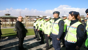 Niğde Valisi Mustafa Koç'tan sürücülere kış tedbirleri uyarısı