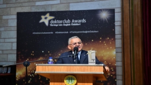 Prof. Dr. Semih Baskan Memduh Büyükkılıç'ı tebrik etti