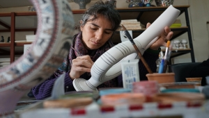 Seramik ustası kadın KOSGEB desteği ile kurduğu atölyesinde ihracata yöneldi