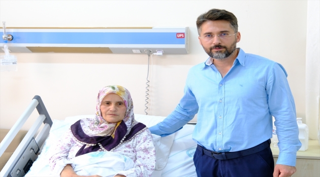 Sivas'ta 20 yıldır yeme ve içme problemi yaşayan hasta sağlığına kavuştu 