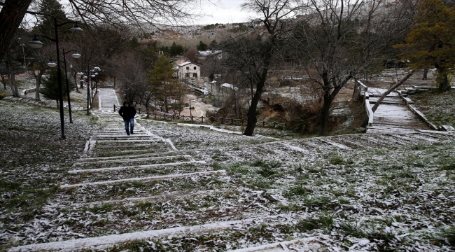 Sivas ve Yozgat'ta kar yağdı