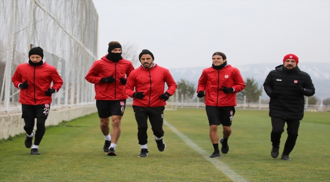 Sivasspor'da Galatasaray maçı hazırlıkları başladı 