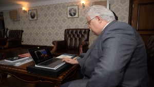 TÜBA Başkanı Prof. Dr. Muzaffer Şeker, AA'nın "Yılın Fotoğrafları" oylamasına katıldı