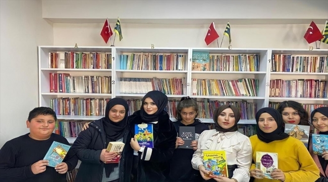 Üniversite öğrencilerinden köy okuluna kitap desteği