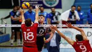 Voleybol: AXA Sigorta Efeler Ligi